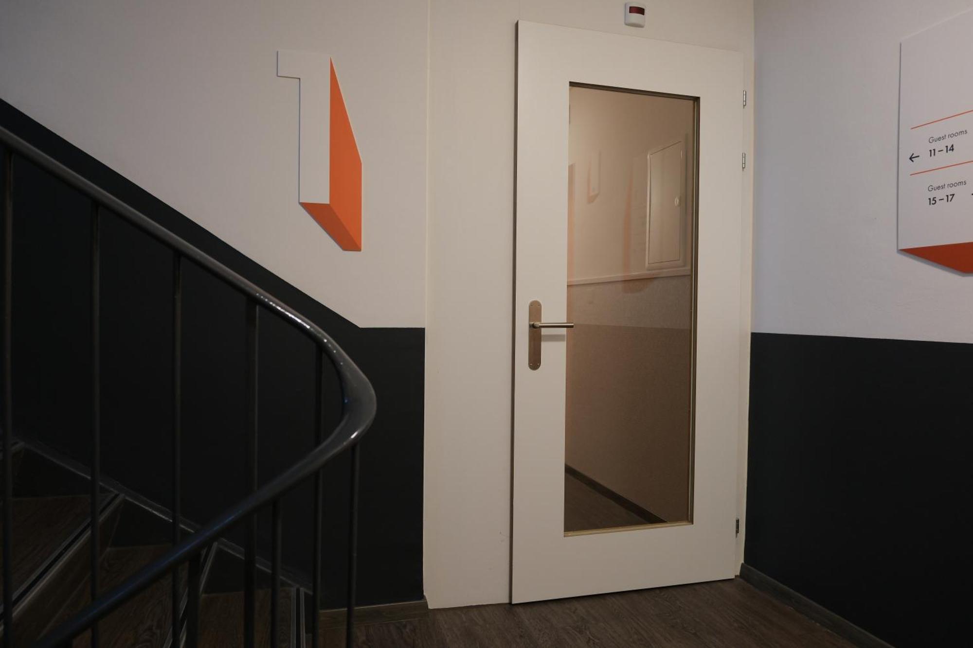 Easyhotel Zuerich Main Station Esterno foto